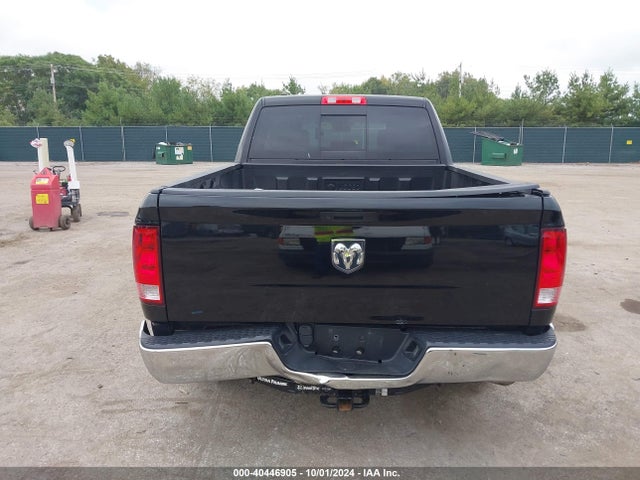 1C6RR7TT5KS648136 RAM 1500 Classic Slt  4x4 6'4 Box