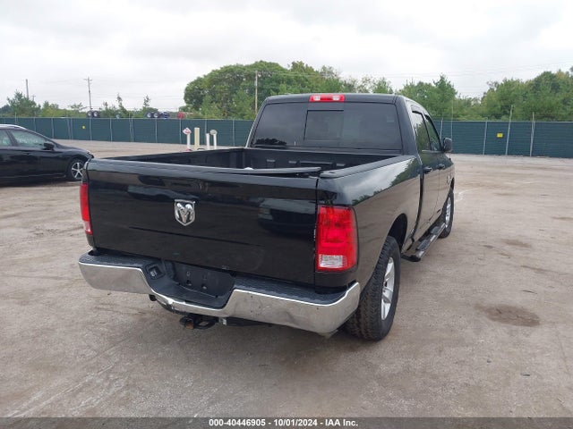 1C6RR7TT5KS648136 RAM 1500 Classic Slt  4x4 6'4 Box
