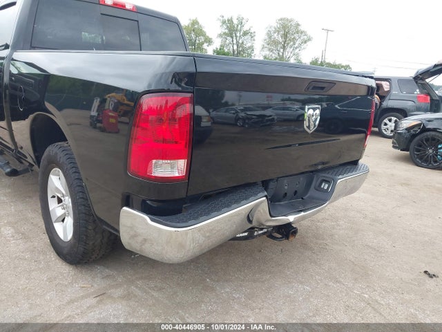 1C6RR7TT5KS648136 RAM 1500 Classic Slt  4x4 6'4 Box