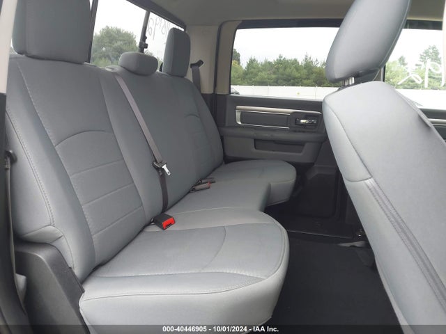 1C6RR7TT5KS648136 RAM 1500 Classic Slt  4x4 6'4 Box