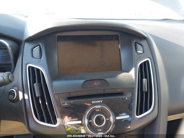 Ford FOCUS ELECTRIC 2015 1FADP3R42FL208835 Image 14