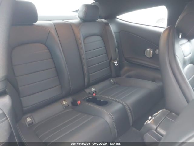 WDDWJ8DB4KF833887 Mercedes-Benz C 300