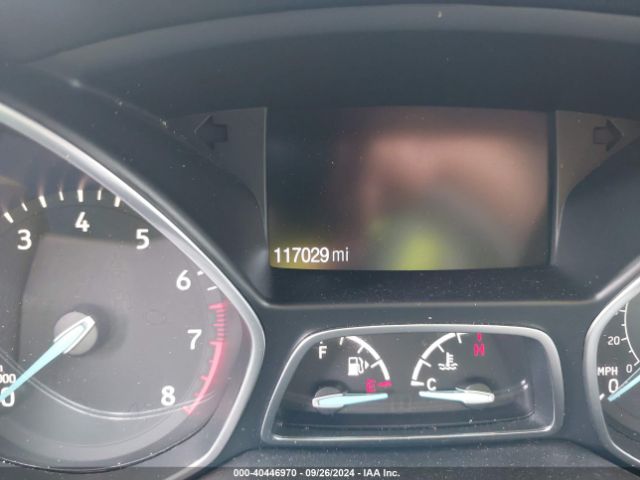 1FMCU9GD9JUC95216 Ford ESCAPE SE