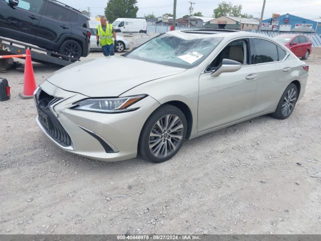 58AD11D14MU004370 Lexus ES 250
