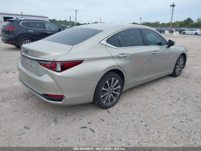 58AD11D14MU004370 Lexus ES 250