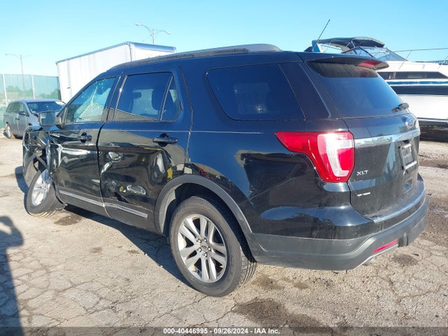 Ford EXPLORER XLT 2018 1FM5K8D80JGA41439 Image 3