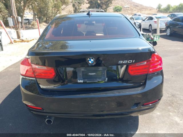 WBA3B1C58EP679726 BMW 320i