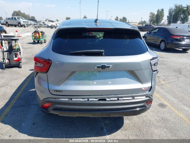 KL77LGE27RC241135 Chevrolet Trax Fwd 1rs