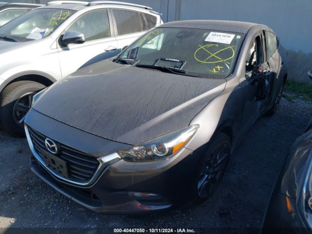 3MZBN1V30JM211942 Mazda Mazda3 Touring