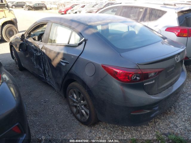 3MZBN1V30JM211942 Mazda Mazda3 Touring
