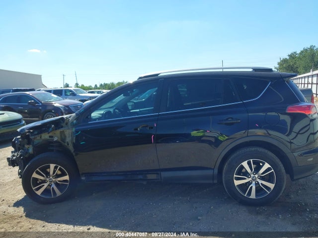 Toyota Rav4 Xle 2017 2T3WFREV3HW320874 Image 15