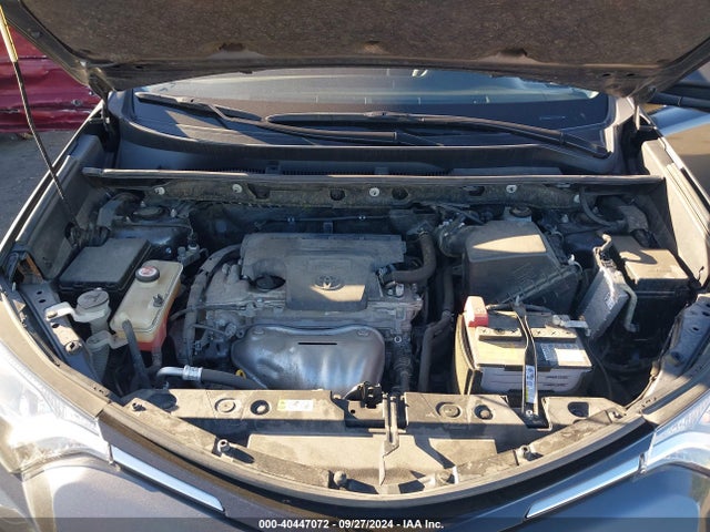 Toyota RAV4 LE 2018 JTMBFREV9JJ235119 Image 10
