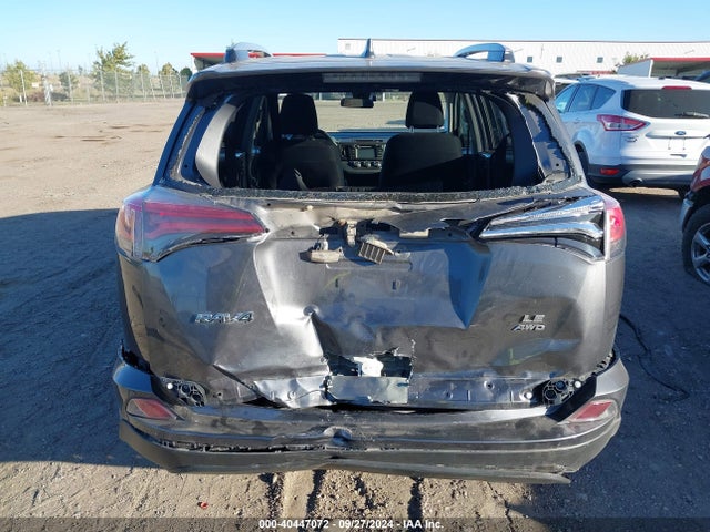 Toyota RAV4 LE 2018 JTMBFREV9JJ235119 Image 16