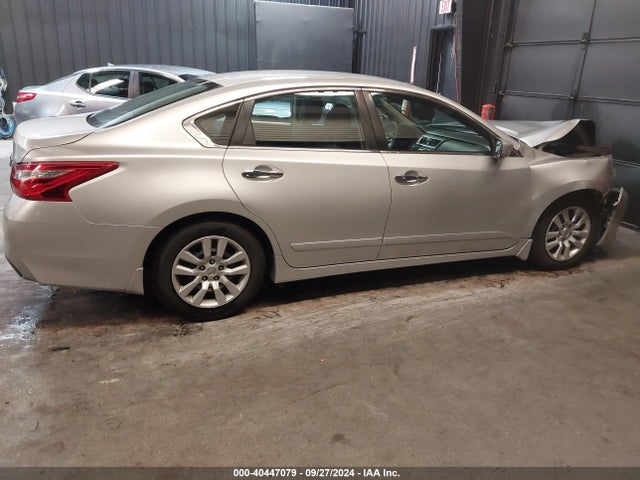 Nissan Altima 2.5 S 2017 1N4AL3AP6HC272397 Image 13