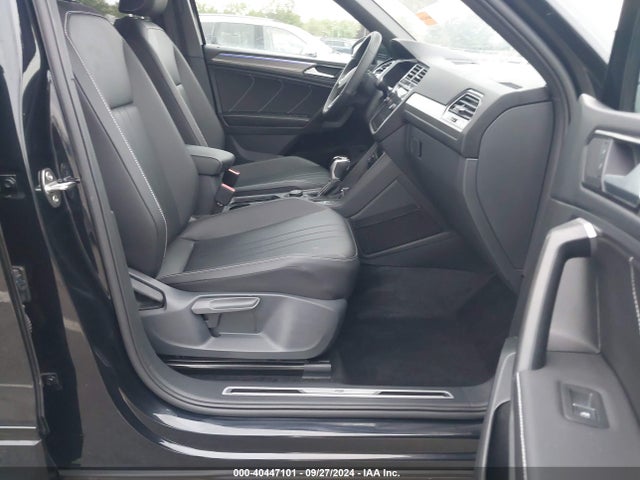 3VV8B7AX1RM066117 Volkswagen Tiguan 2.0t Se R-line Black