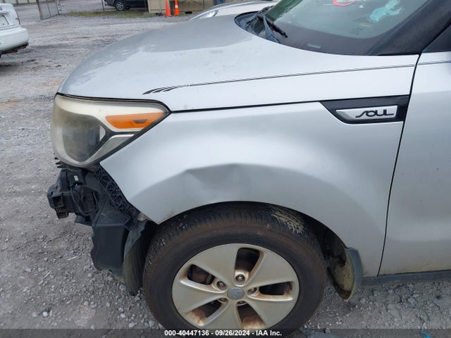 KIA Soul 2016 KNDJN2A22G7841885 Image 13
