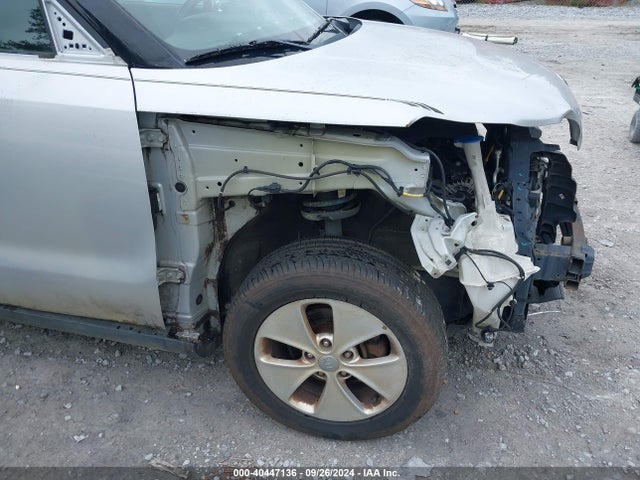 KIA Soul 2016 KNDJN2A22G7841885 Image 14