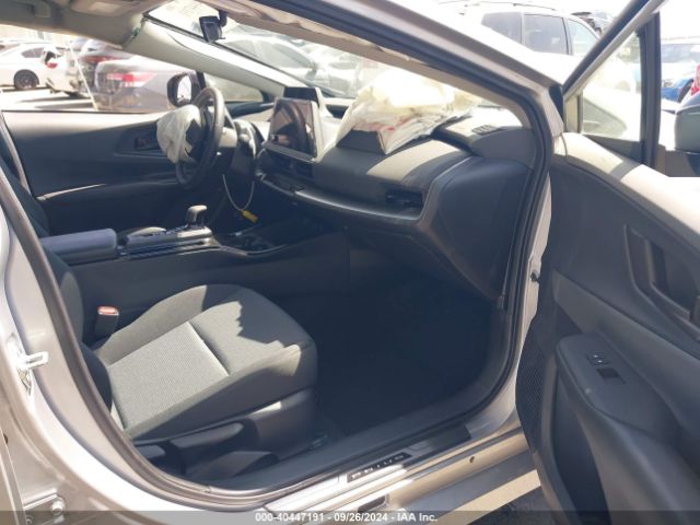 Toyota Prius Le 2024 JTDACAAU1R3017579 Image 5
