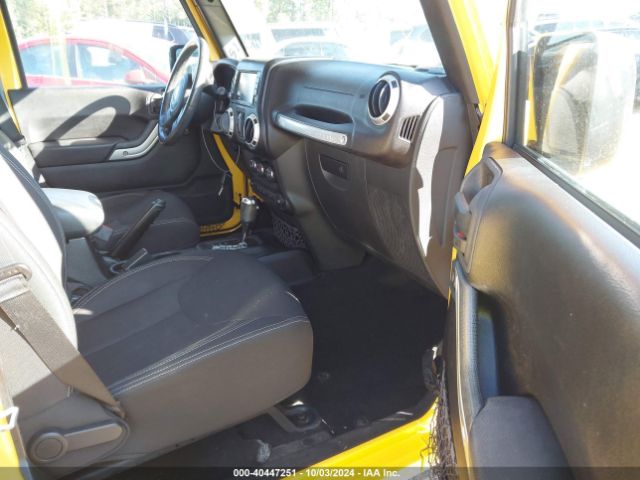 1C4BJWEG1FL702415 Jeep Wrangler Unlimited Sahara
