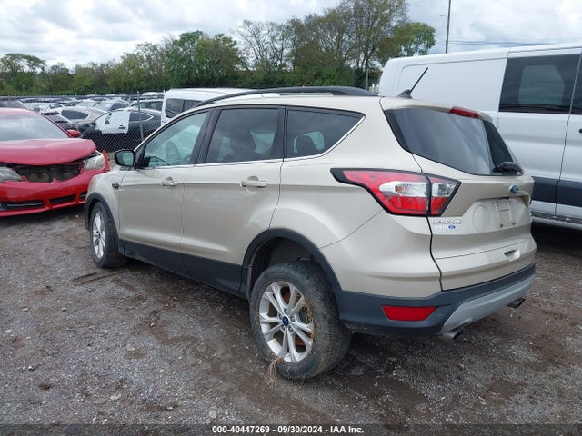 Ford ESCAPE SE 2018 1FMCU9GD5JUA52325 Image 3