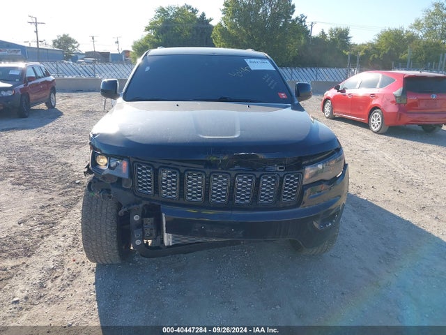 1C4RJEAG1JC407970 Jeep Grand Cherokee Altitude 4x2
