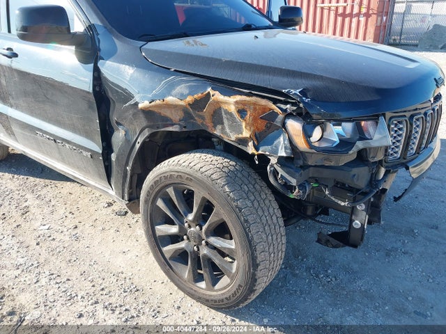 1C4RJEAG1JC407970 Jeep Grand Cherokee Altitude 4x2