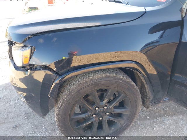 1C4RJEAG1JC407970 Jeep Grand Cherokee Altitude 4x2