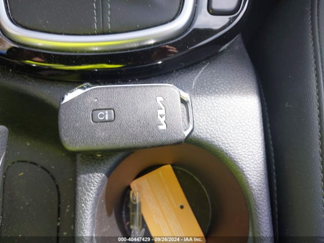 KNDERCAA6N7271356 KIA SELTOS EX