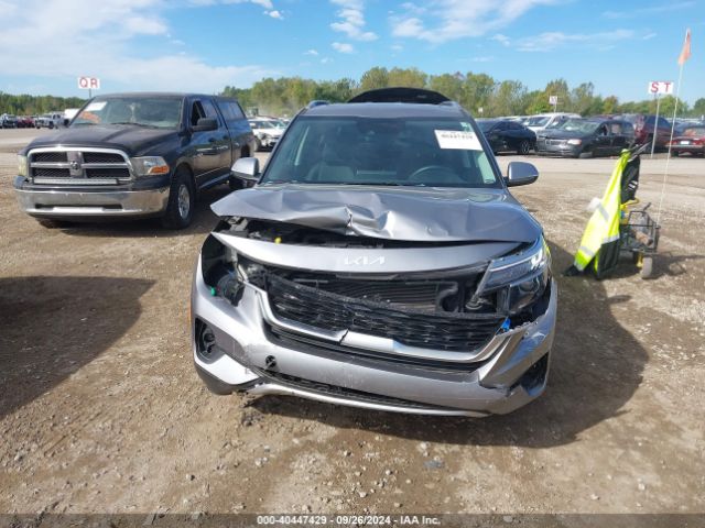 KNDERCAA6N7271356 KIA SELTOS EX