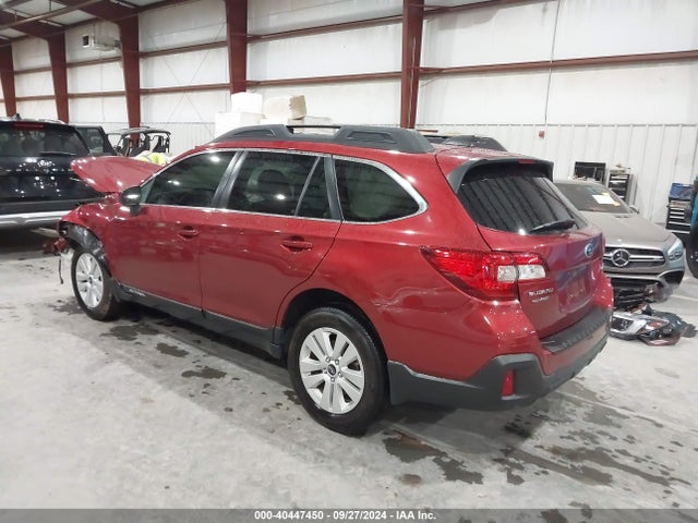 Subaru Outback 2.5i Premium 2018 4S4BSACC8J3328874 Image 3