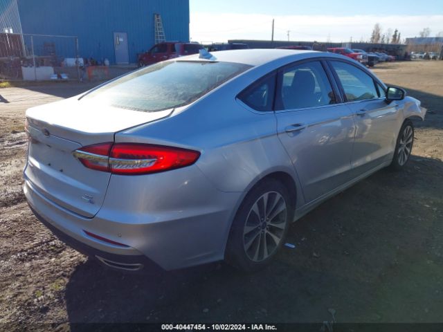 3FA6P0T92KR261140 Ford FUSION SE