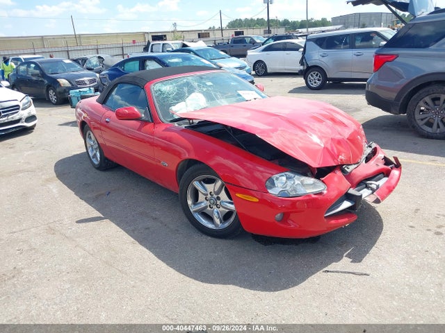 1999 JAGUAR XK8 SAJGX2044XC039984 Photo 0