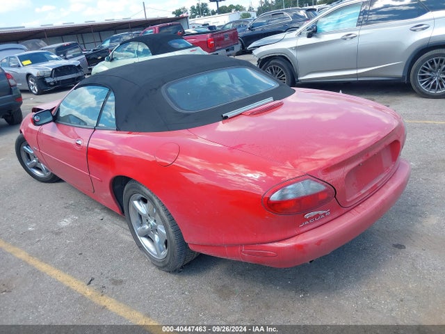 1999 JAGUAR XK8 SAJGX2044XC039984 Photo 2