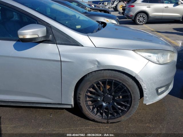 1FADP3F24GL290720 Ford FOCUS SE