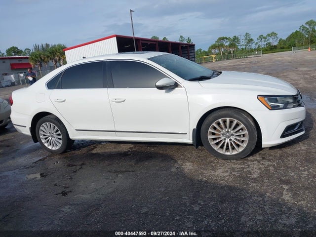 Volkswagen Passat 1.8t Se 2017 1VWBT7A37HC000988 Image 13