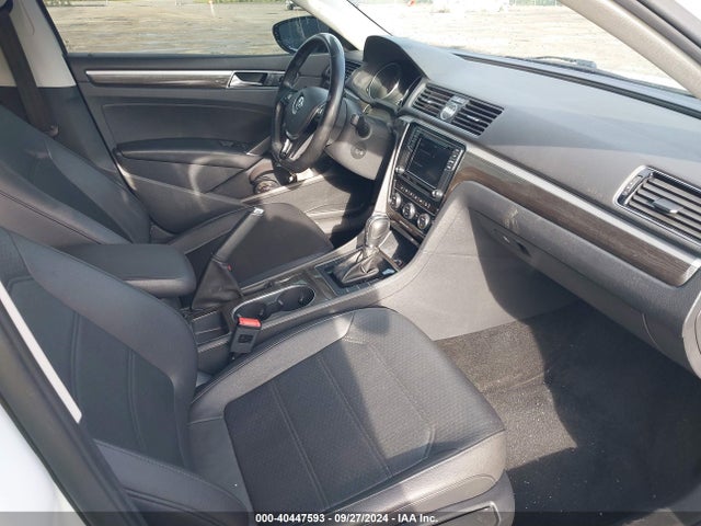 Volkswagen Passat 1.8t Se 2017 1VWBT7A37HC000988 Image 5