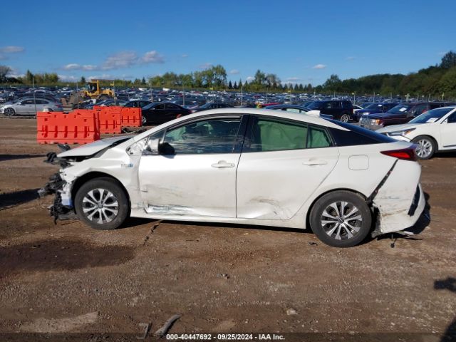 JTDKARFP0L3128434 Toyota Prius Prime Limited