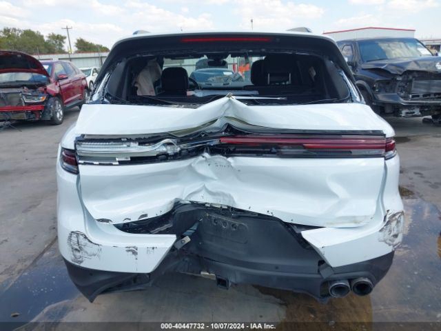 WP1AA2AY8RDA01015 Porsche Cayenne