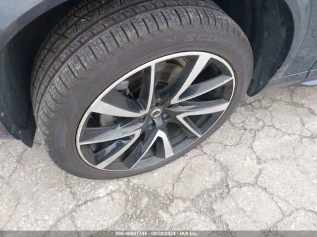 YV4A22PK5J1376865 Volvo Xc90 T6 Momentum