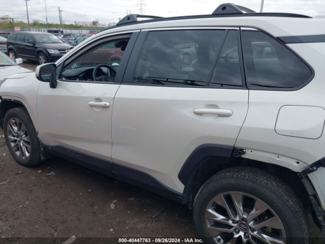 2T3A1RFVXMW152247 Toyota Rav4 Xle Premium