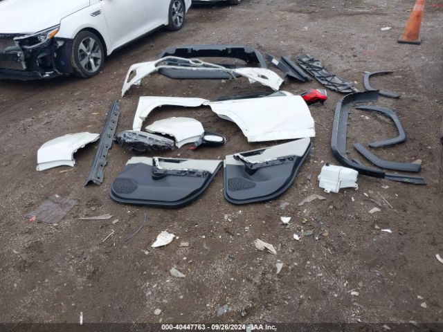 2T3A1RFVXMW152247 Toyota Rav4 Xle Premium