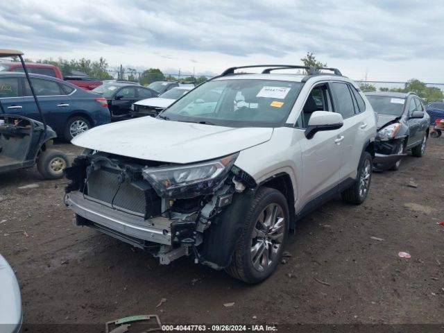 2T3A1RFVXMW152247 Toyota Rav4 Xle Premium