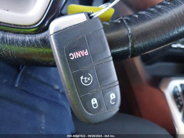 ZACCJABT1GPC46759 Jeep Renegade Latitude