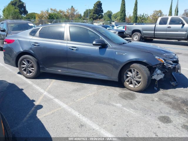 5XXGT4L38LG426217 KIA Optima Lx