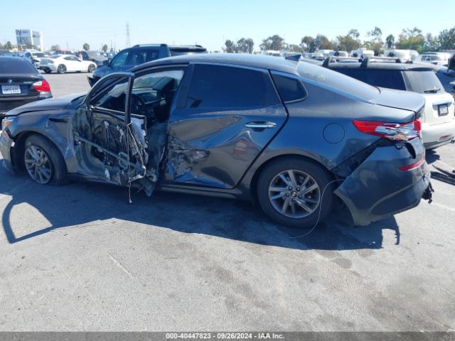5XXGT4L38LG426217 KIA Optima Lx