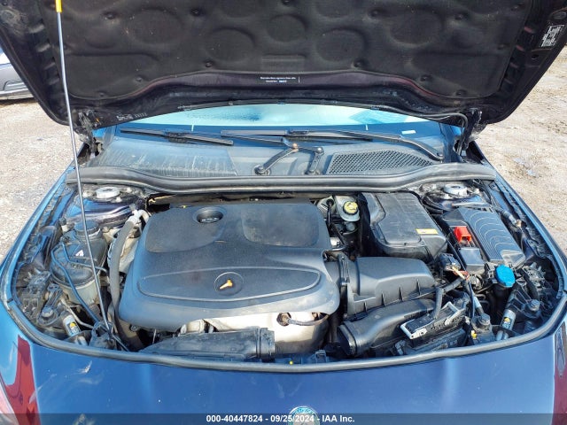 WDDSJ4GB5FN178170 Mercedes-Benz CLA 250 4MATIC