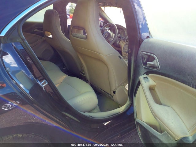 WDDSJ4GB5FN178170 Mercedes-Benz CLA 250 4MATIC