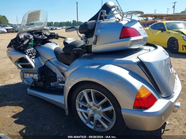 2013 HONDA GL1800 JH2SC68G5DK100360 Photo 2