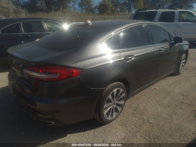 Ford FUSION SE 2020 3FA6P0T93LR135726 Image 4