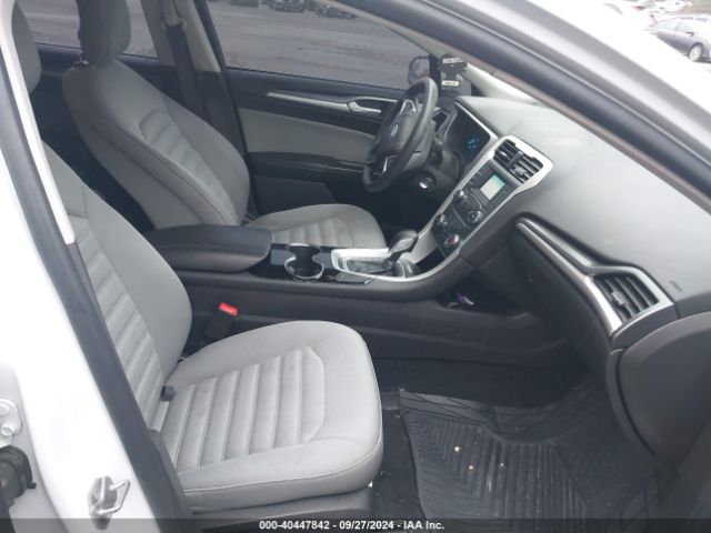 1FA6P0G75E5371437 Ford FUSION S